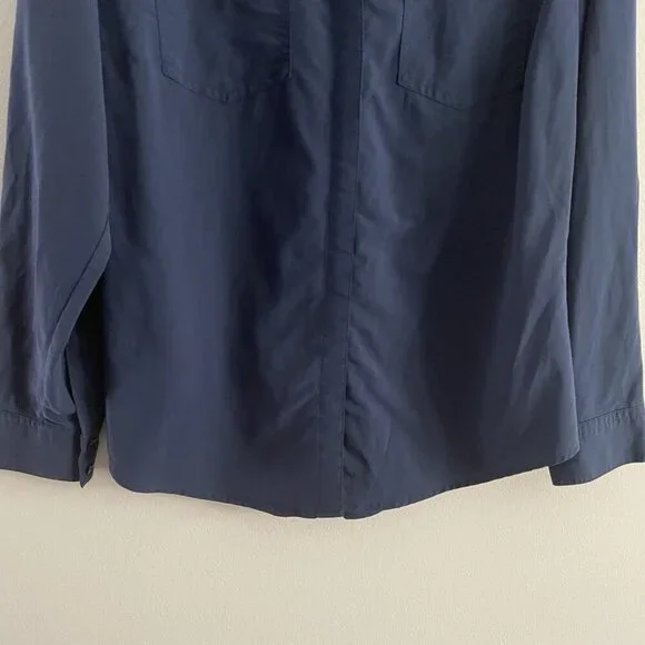 Chicos Women 0/S Blue Roll Tab Sleeves Button Front Silky Soft Relaxed Shirt - Picture 3 of 13